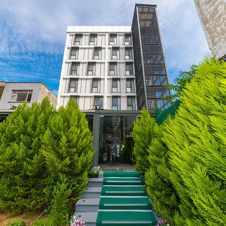 Land Park Hotel-2