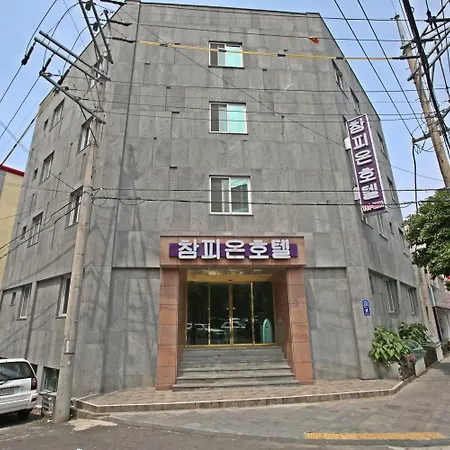 Champion Hotel-2