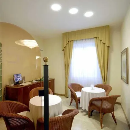 Hotel Souvenir-2