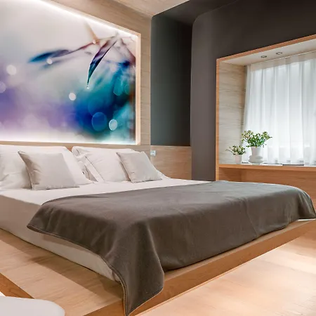 Air Suite Verona - Adults Only-3