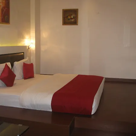 Hotel D'Grand-3