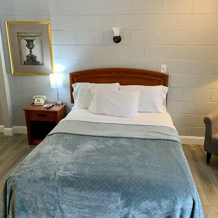 Hill Top Motel-3
