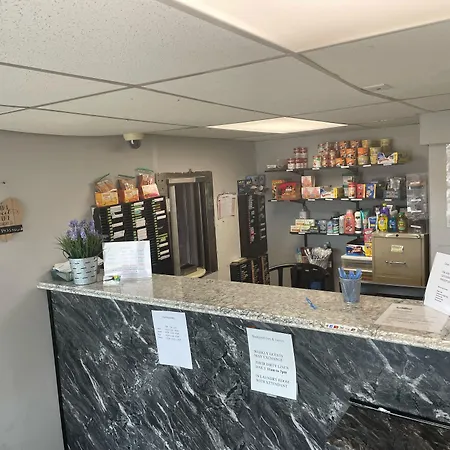 Budgetel Inn And Suites - Louisville-3