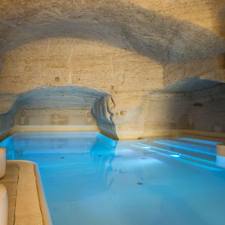 Aquatio Cave Luxury Hotel & Spa-2