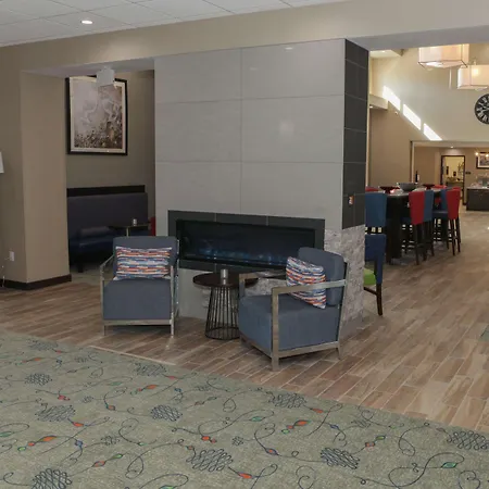 Hampton Inn & Suites Lafayette-3