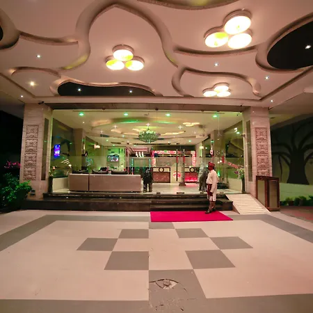 Hotel Applettree-2