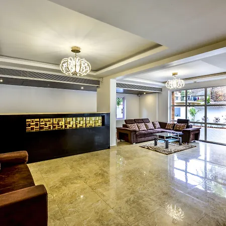 Hotel Golden Plateau-3
