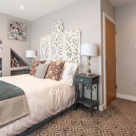 Rooms At Number One-2