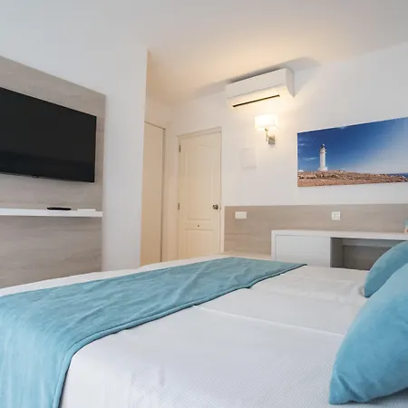 Hostal Es Pi - Emar Hotels-2
