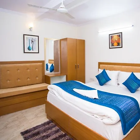 Fabhotel The Rivlet Centre-2
