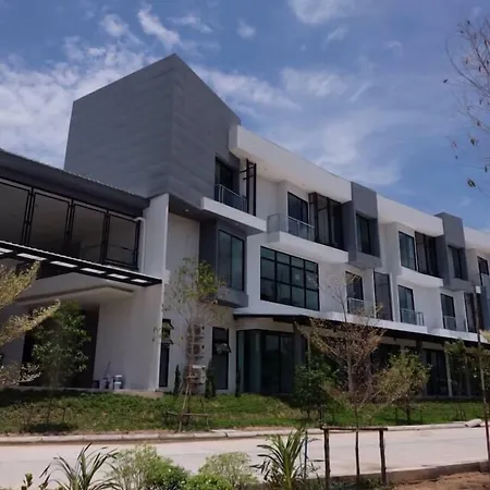 Hotel Chuan Chom The High Resort Saraburi-2