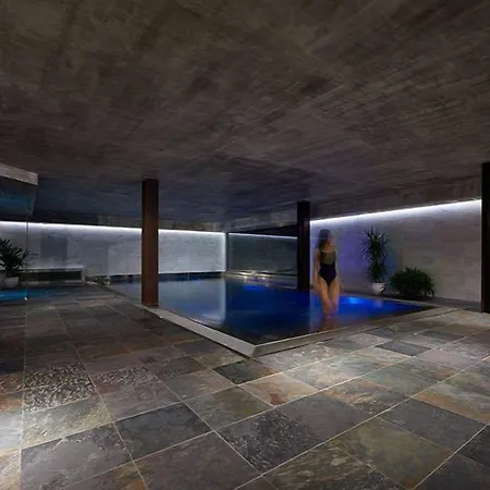 Aux Pieds Du Roi - Suite & Spa-2