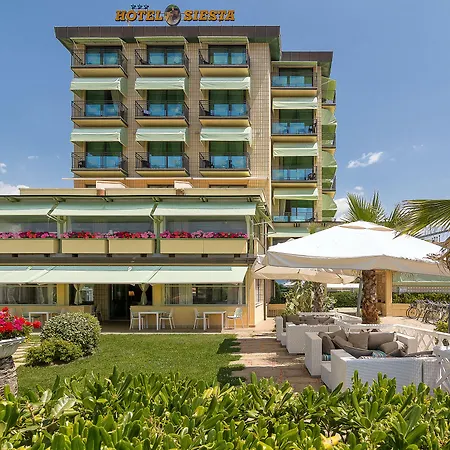 Hotel Siesta-3