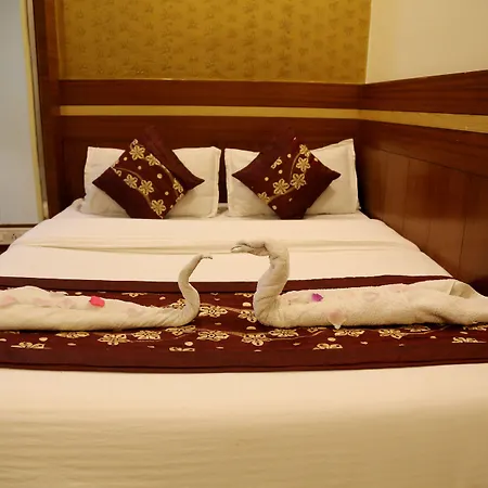 Hotel Shivam International-2