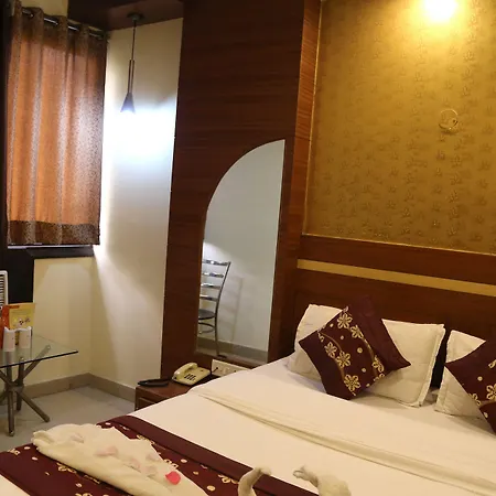 Hotel Shivam International-2