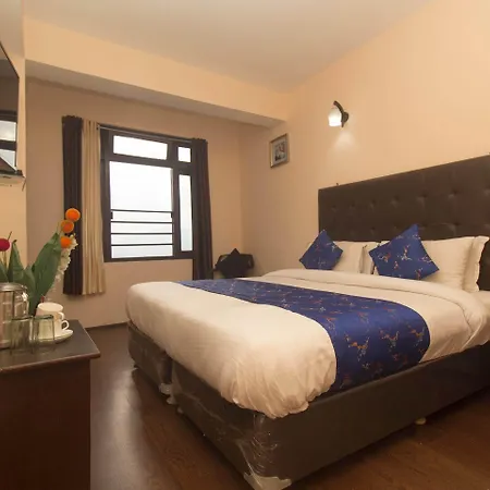 Oyo 9686 Hotel Shantiniketan-2