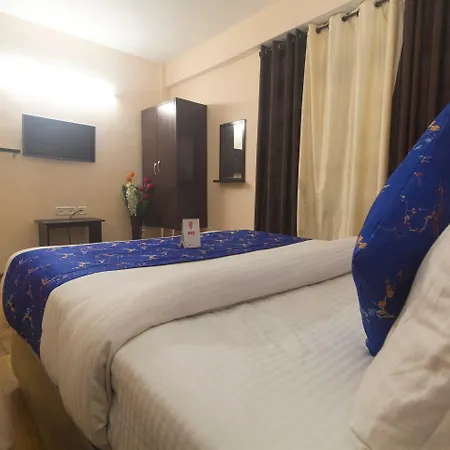Oyo 9686 Hotel Shantiniketan-3