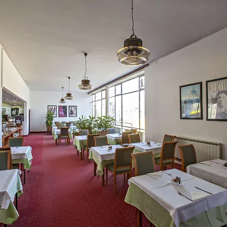 Hotel Zagreb-3