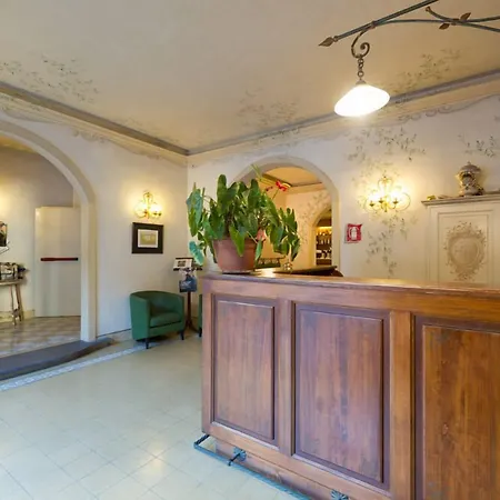 Hotel Moderno-2