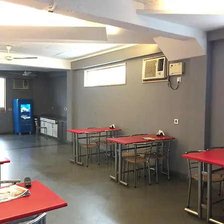 Fabhotel Premium Nest-2