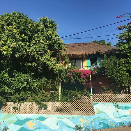 Confetti House-3