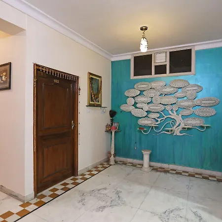 Oyo 10326 Hotel Royal Inn-3