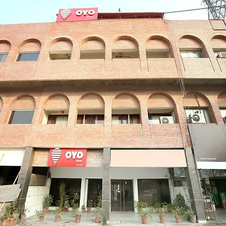 Hotel Oscar Regency-3