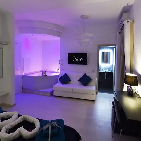 Maschio Angioino Suite-3