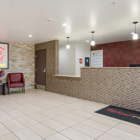 Red Roof Inn Plus+ Fort Worth - Burleson-3