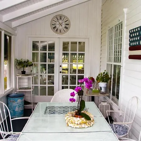 Harbor Knoll Bed & Breakfast-2