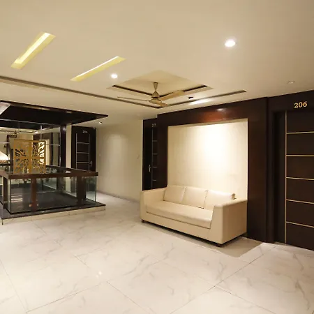 Oyo 10277 Hotel Delux Golden-2