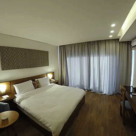 Sierra Palms Resort-2