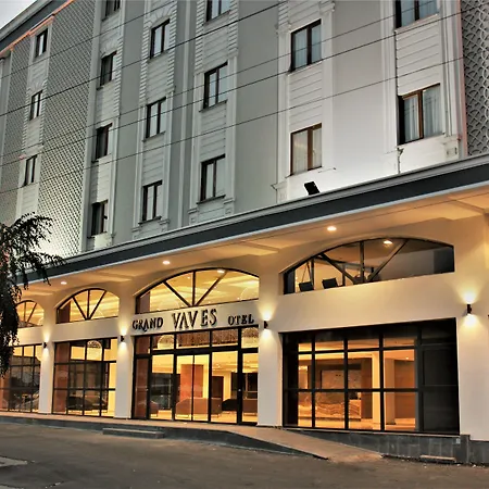 Grand Vaves Hotel-3