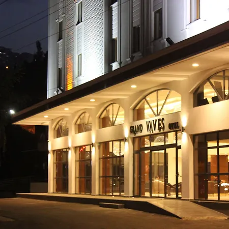 Grand Vaves Hotel-2