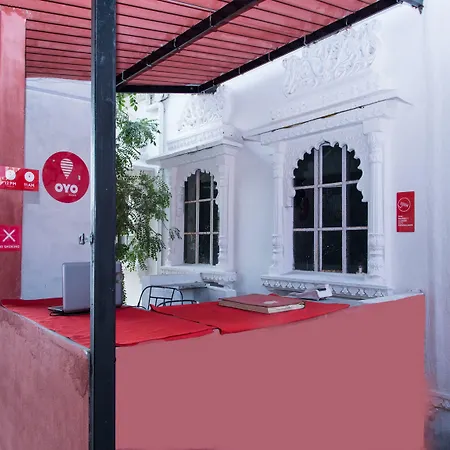 Oyo 10704 Hotel Lake Haveli-2