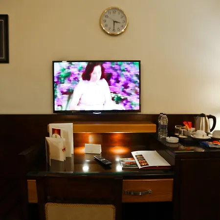 Al Thuraya Hotel-3