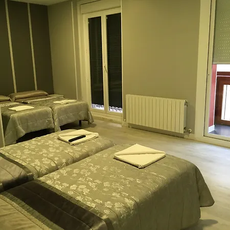 Pensión La Bilbaina - Albergue Logroño-3