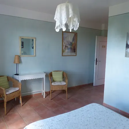 La Ferme du petit Ségriès Bed&Breakfast-2