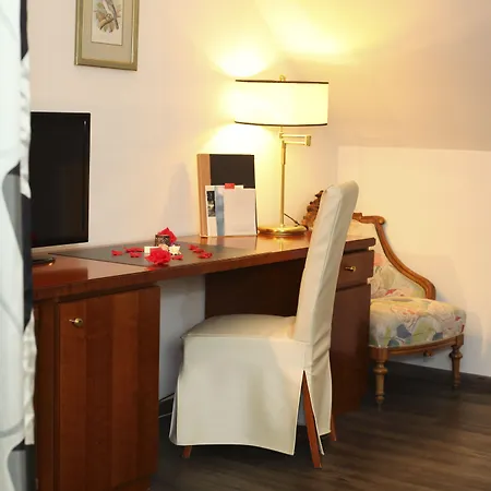 Romantik Hotel Johanniter-Kreuz-3