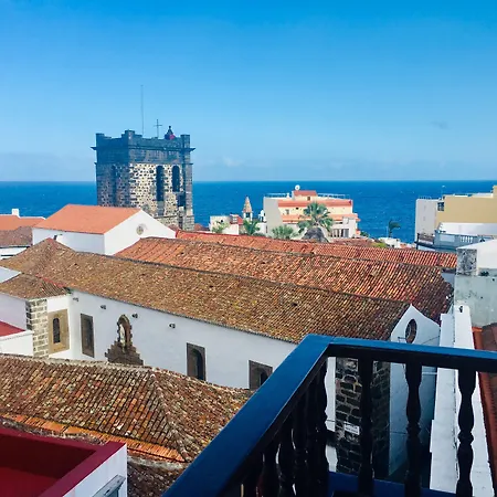 El Hotelito 27-3