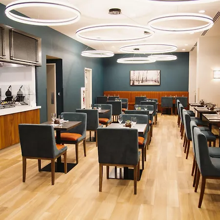 Hilton Garden Inn Fredericton-3