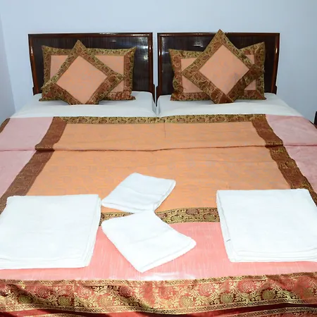 Hotel Shivratri Guest House-3