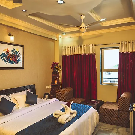 Hotel Meenakshi Udaipur - Family Preffered Hotel-2