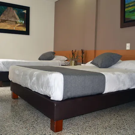 Hotel Oasis-2