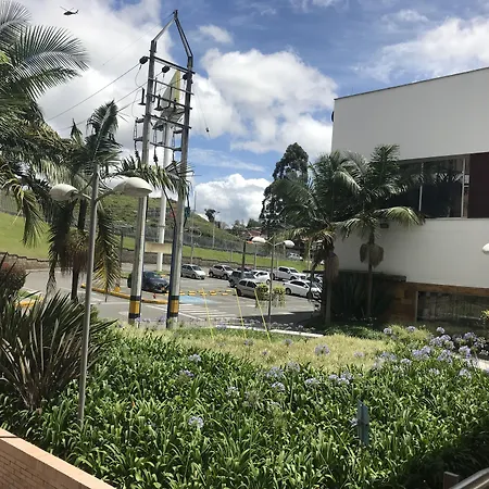 Hotel Oasis-3