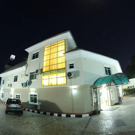 Celia'S Suites-2