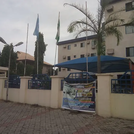 Oxford Hotel Abuja-3