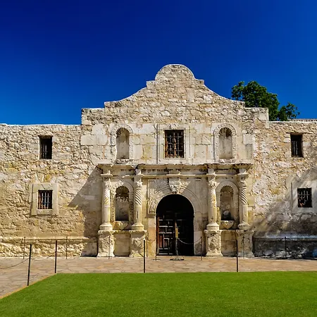 Tru By Hilton San Antonio Downtown Riverwalk-2
