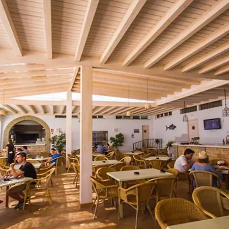 Hotel Doña Lola Zahara-3