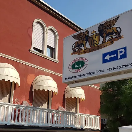 Venice Lion Residence Free Private Parking Easy Access Venice-2